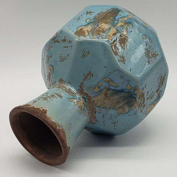 Studio Art Powder Blue Art Pottery Octagonal Faceted Vase - Picture 4 of 10